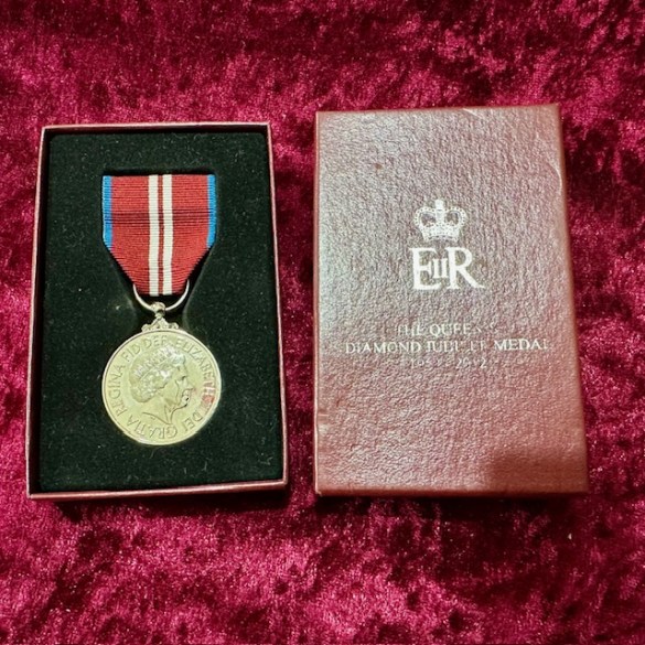 Diamond Jubilee Medal4